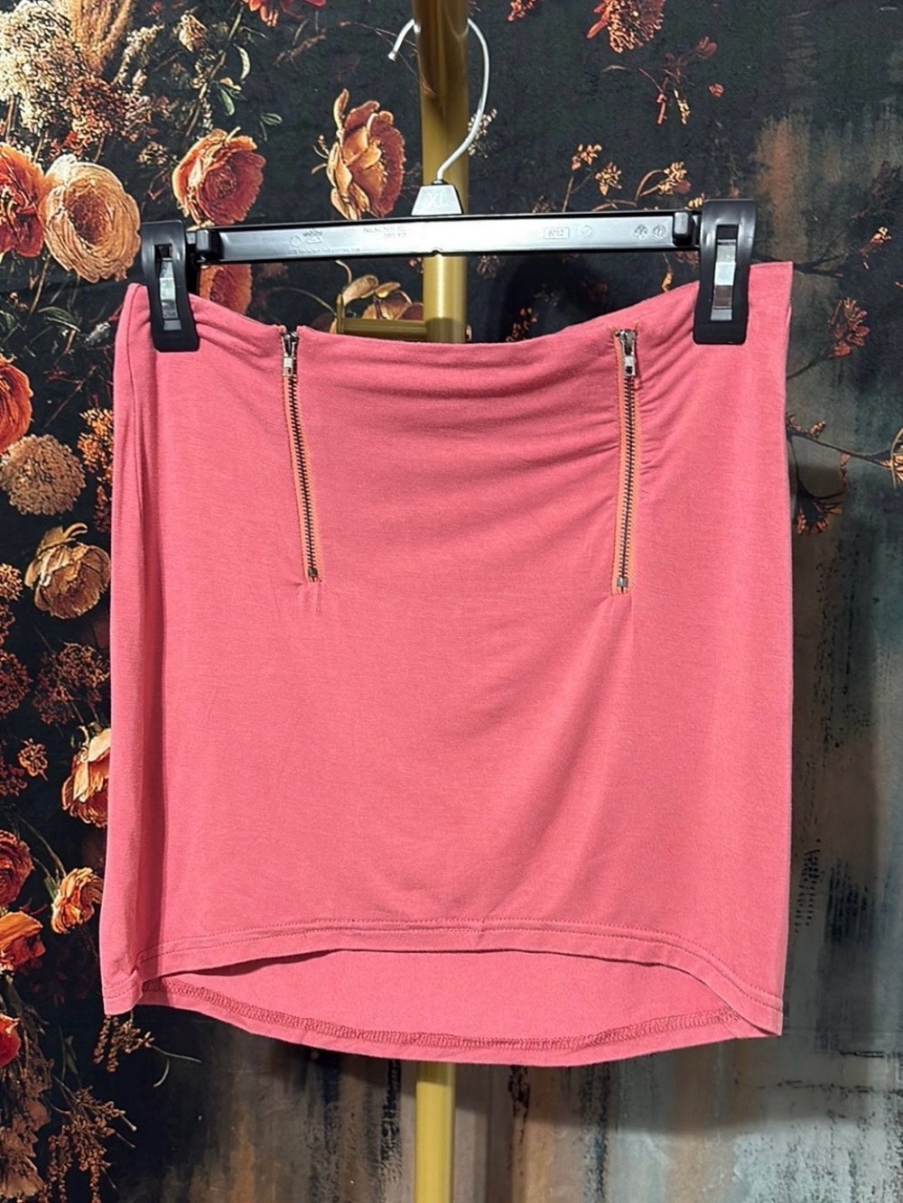 NWOT POL Women's Pink Zip-Accent Stretch Skirt Size Small